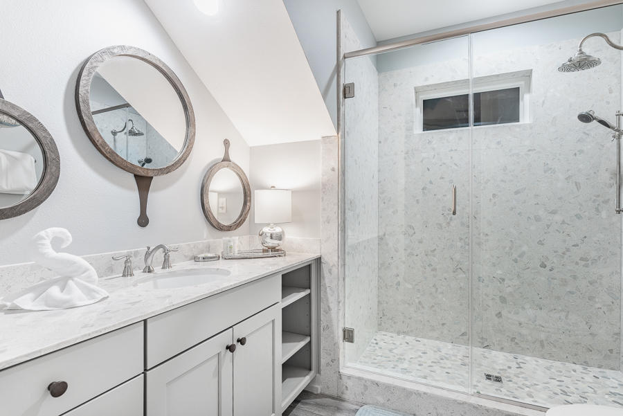 BELAIRE ESTATES - Residential