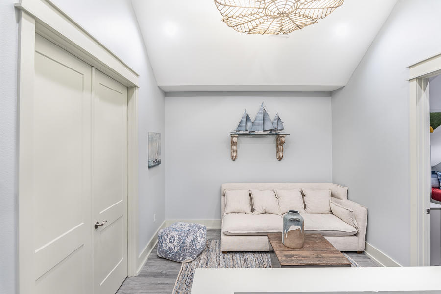 BELAIRE ESTATES - Residential