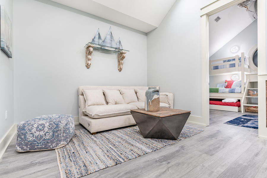 BELAIRE ESTATES - Residential