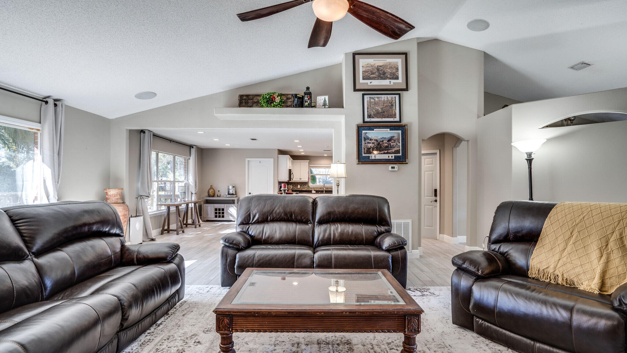 HOLLEY BY THE SEA - Residential