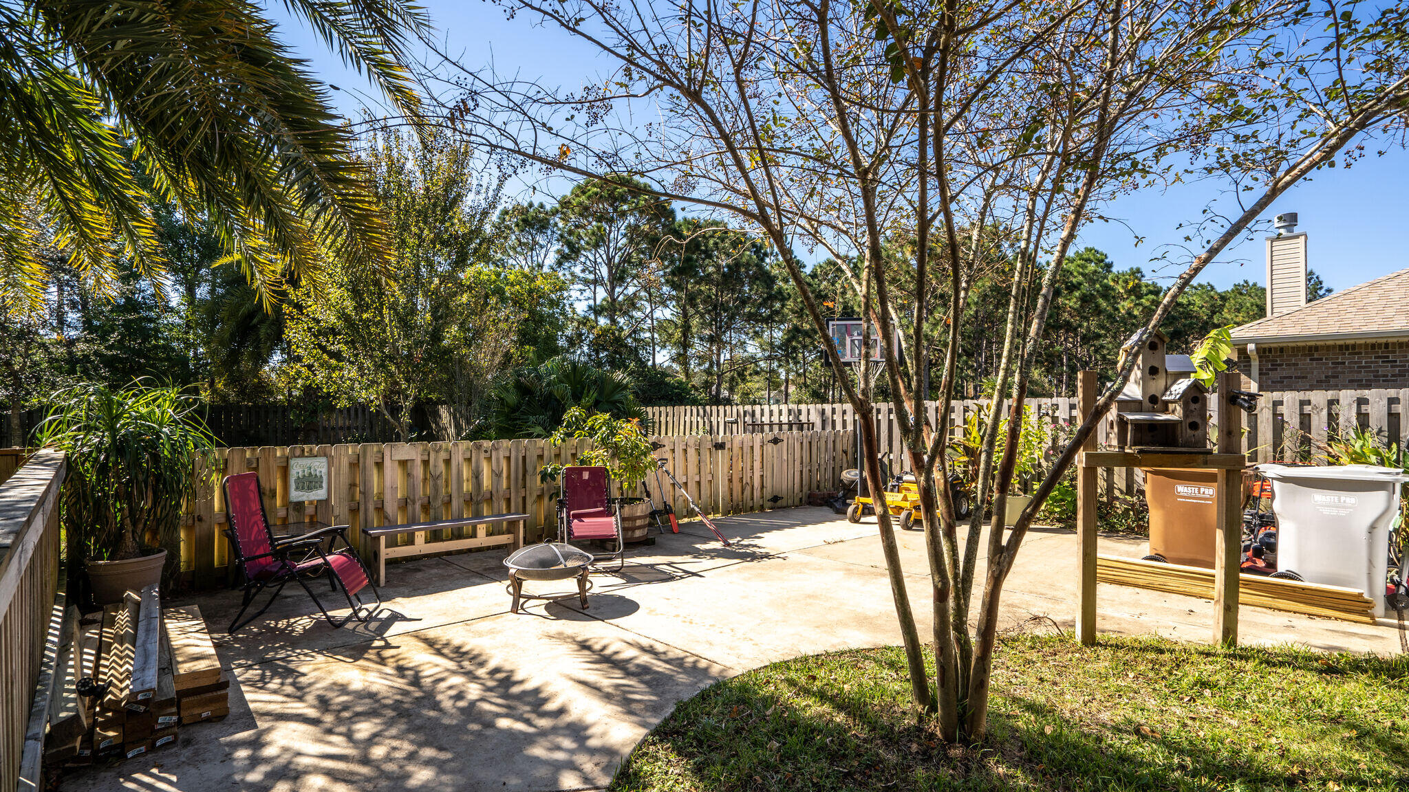 HOLLEY BY THE SEA - Residential