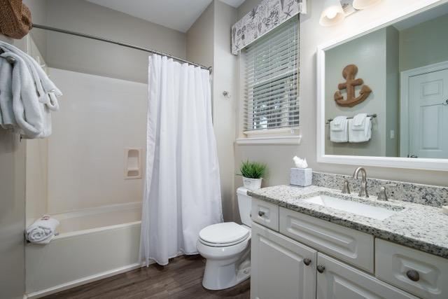 TURNBERRY VILLAS CONDO - Residential