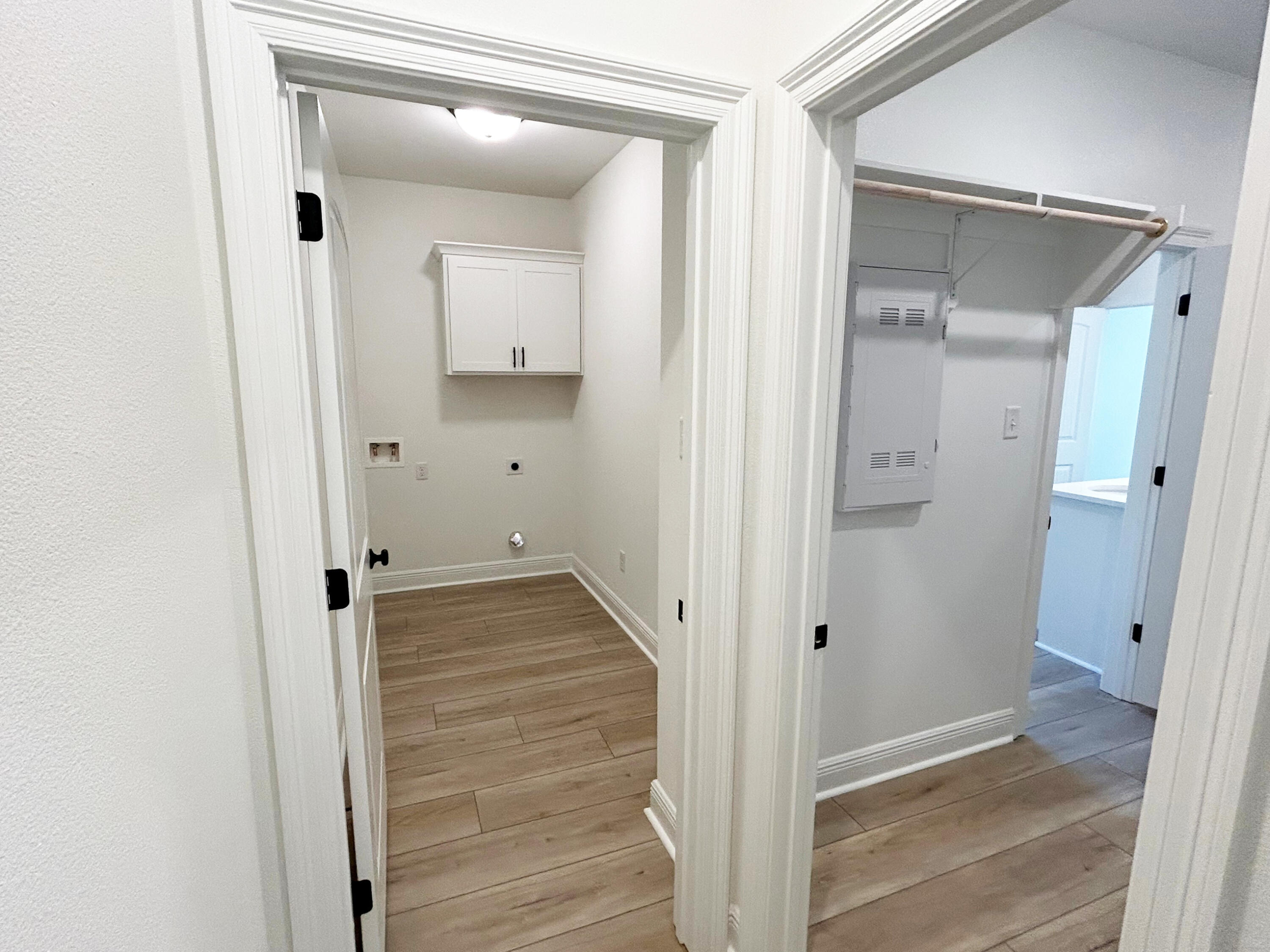 YOUNG OAKS - Residential