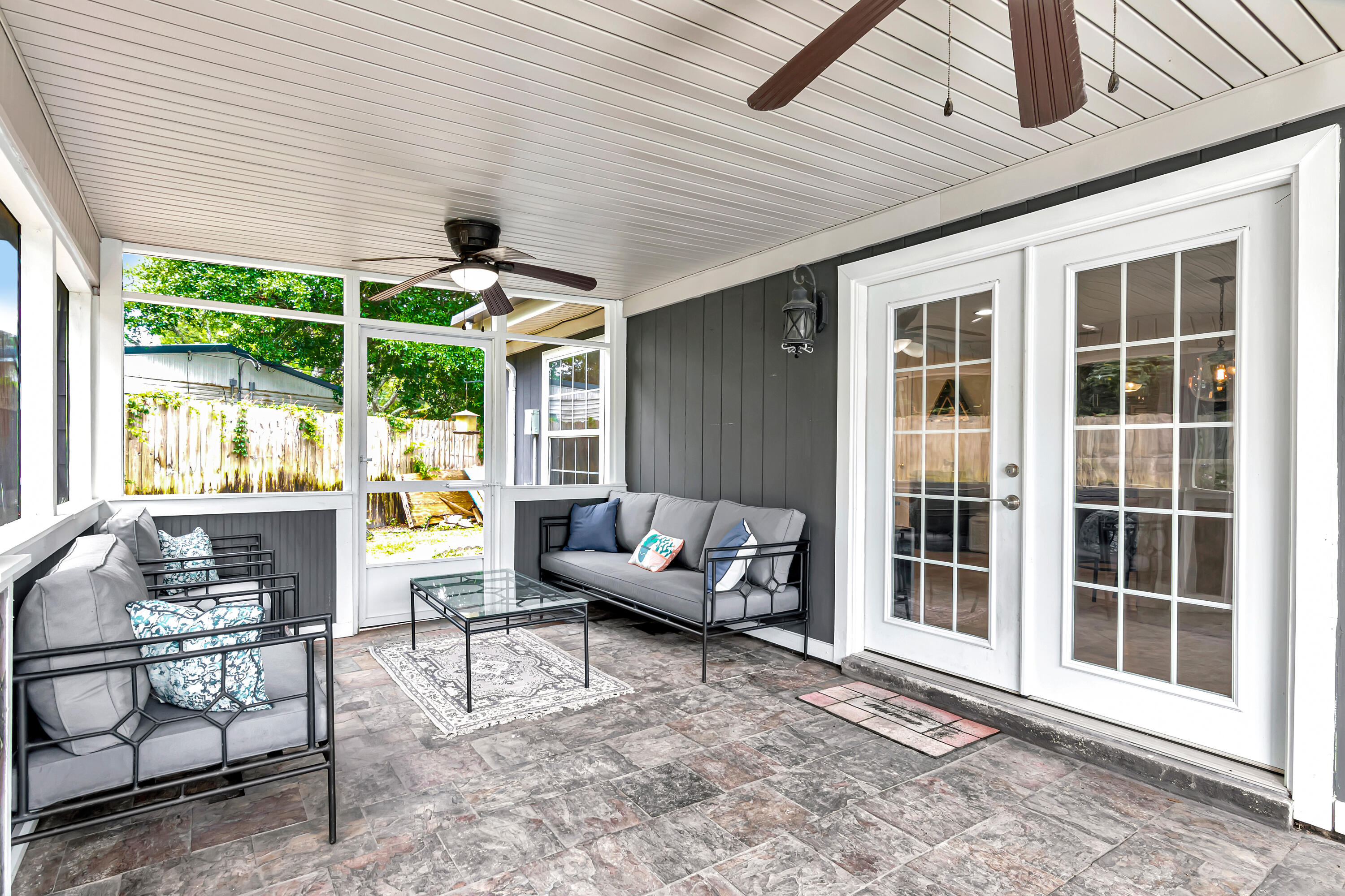 GARNIERS BEACH 3RD - Residential