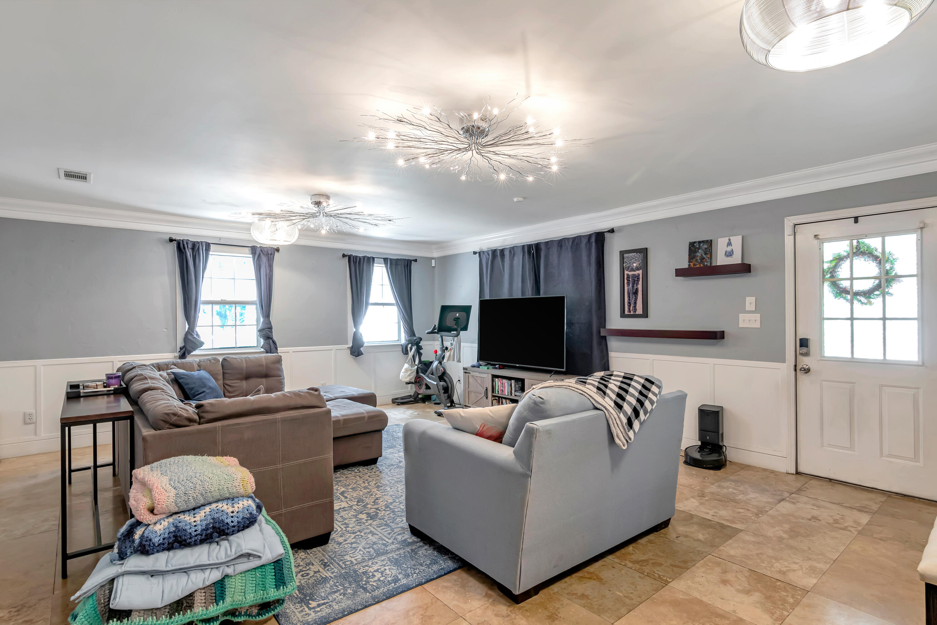 GARNIERS BEACH 3RD - Residential