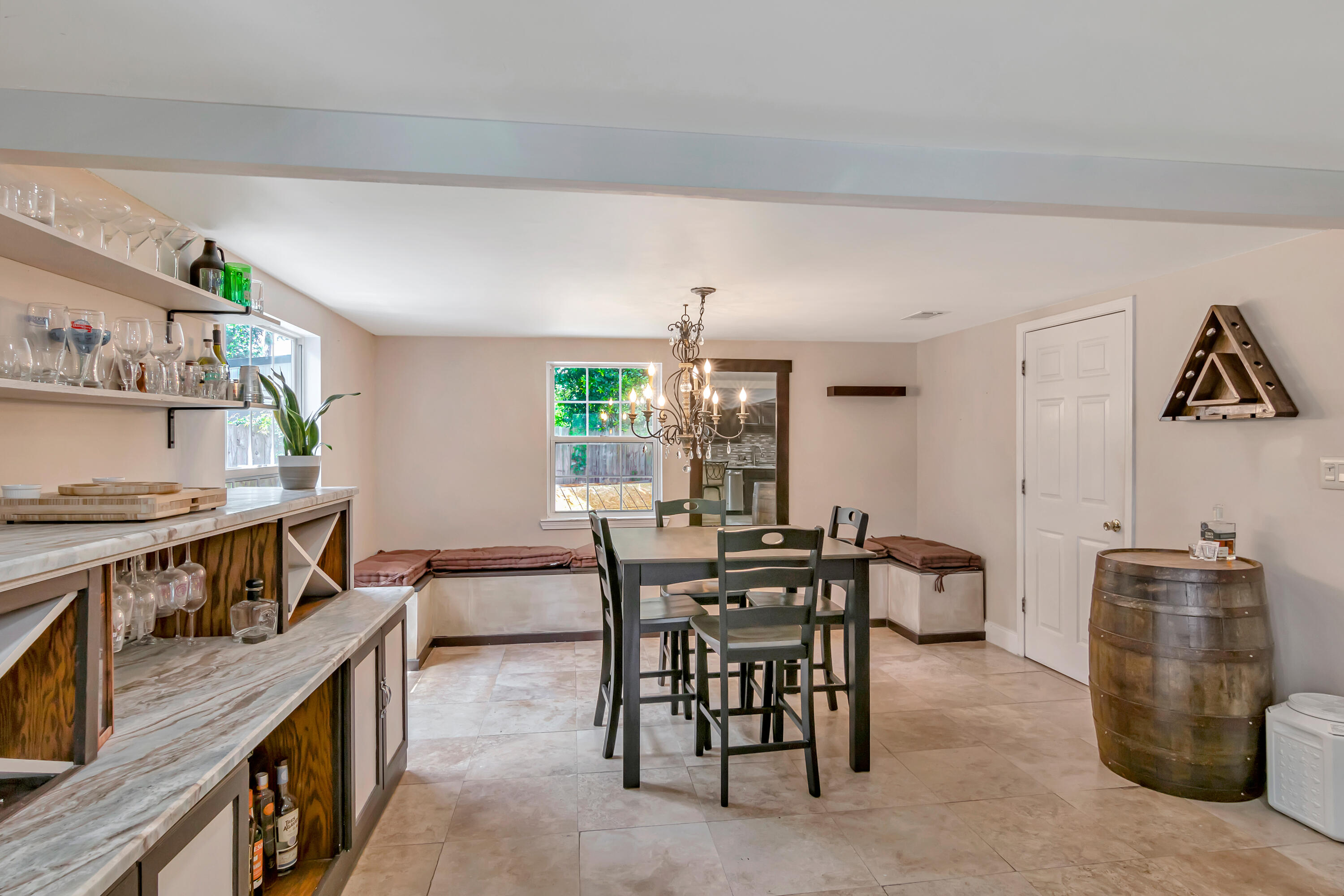 GARNIERS BEACH 3RD - Residential