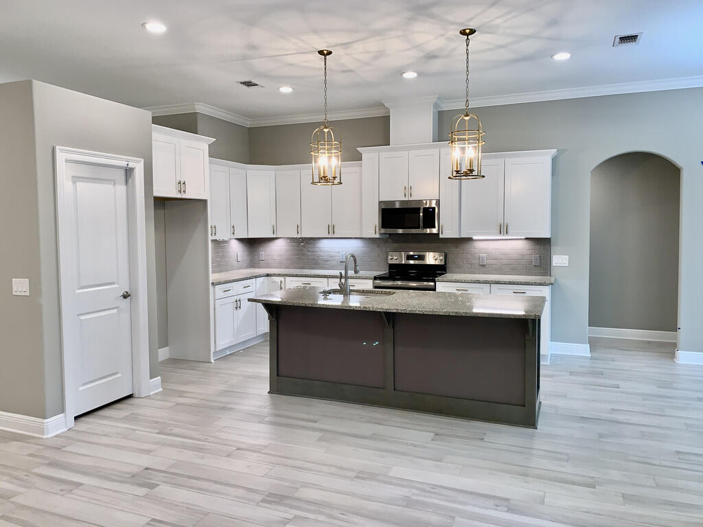 HOLLEY BY THE SEA - Residential