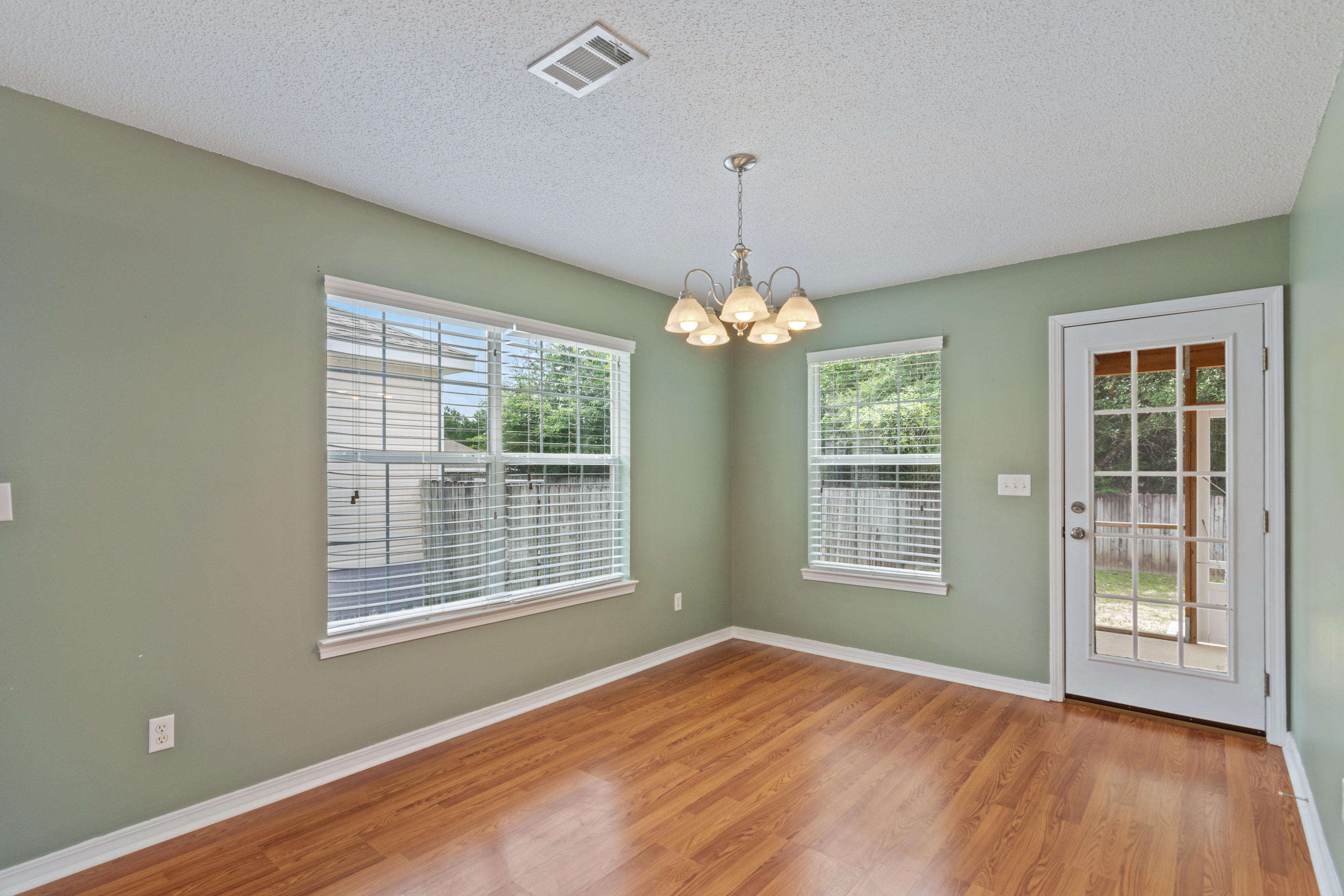 VALLEY CREEK S/D - Residential