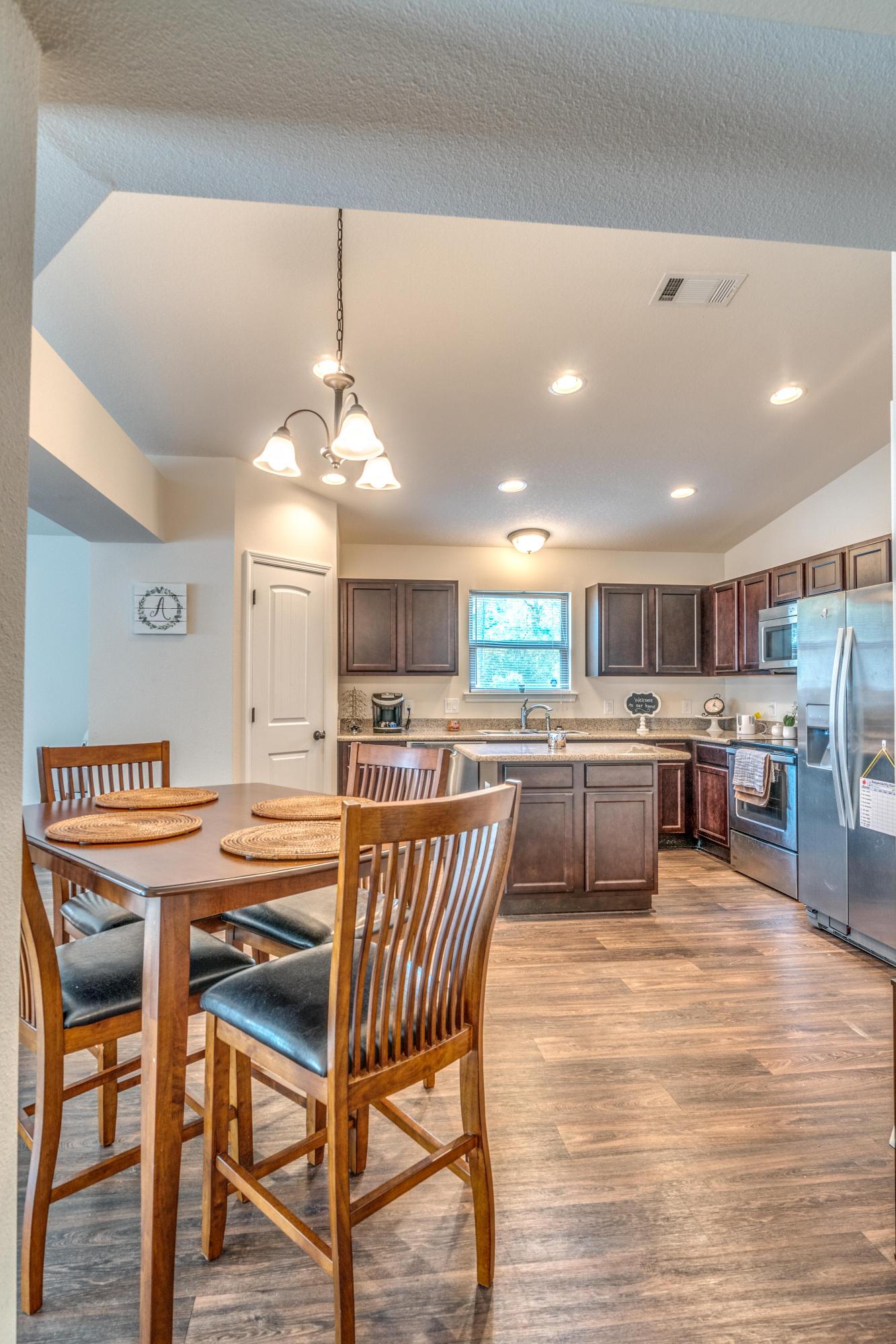 SEROSA ESTATES - Residential