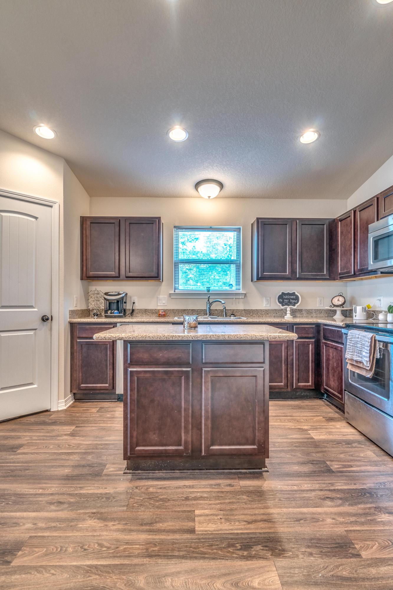 SEROSA ESTATES - Residential