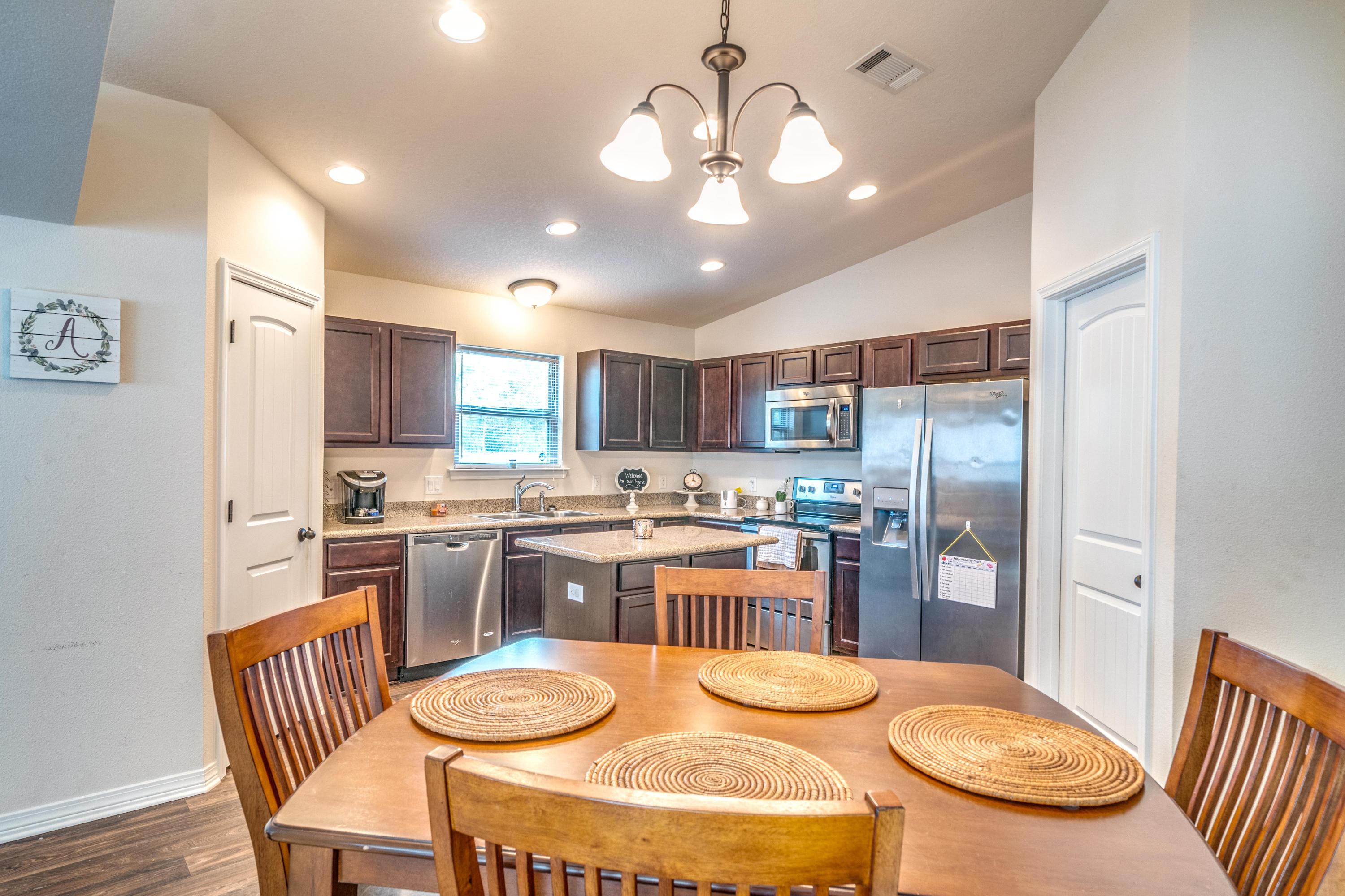 SEROSA ESTATES - Residential