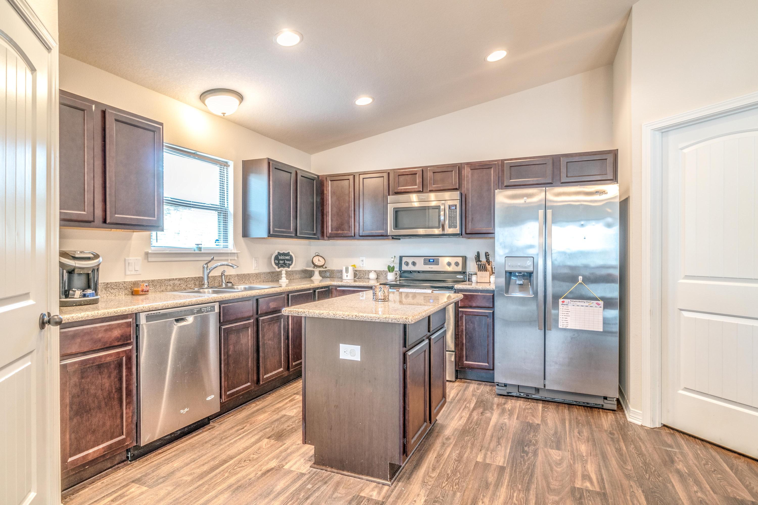 SEROSA ESTATES - Residential