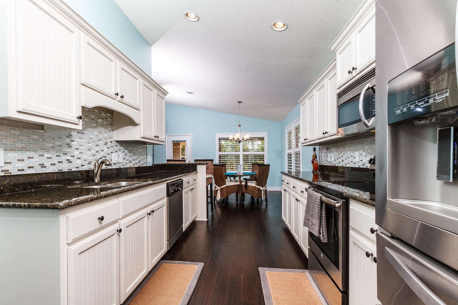 EAGLE BAY - Residential