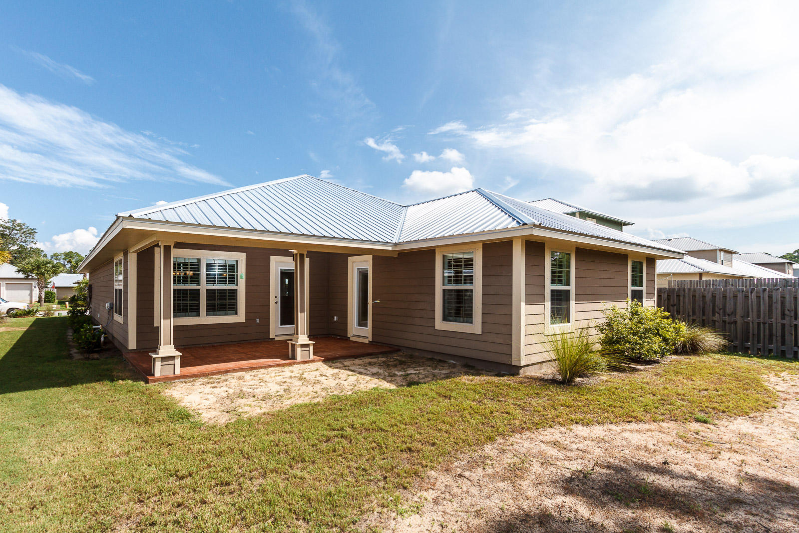 EAGLE BAY - Residential