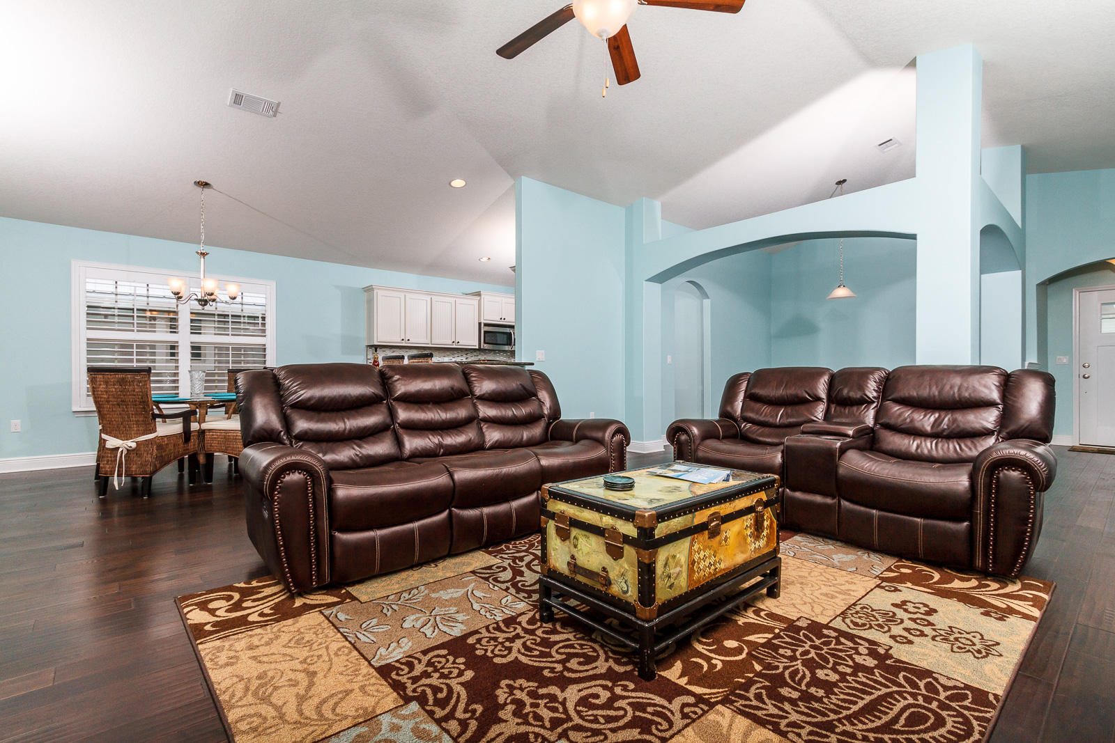 EAGLE BAY - Residential