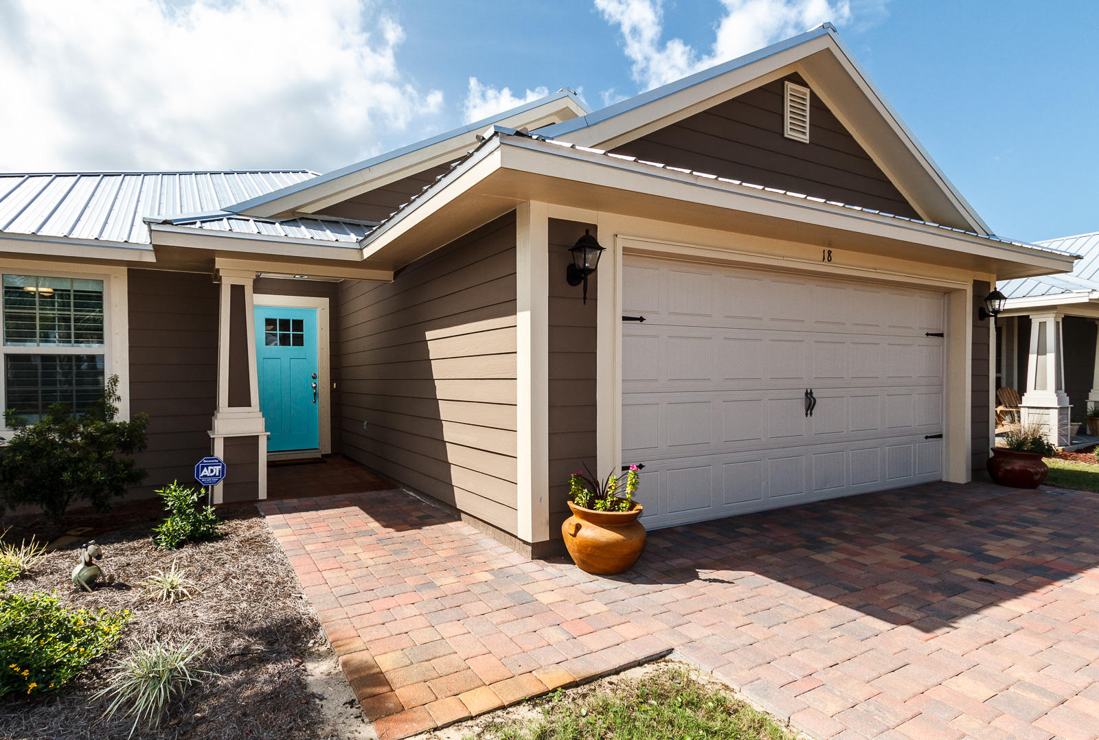 EAGLE BAY - Residential