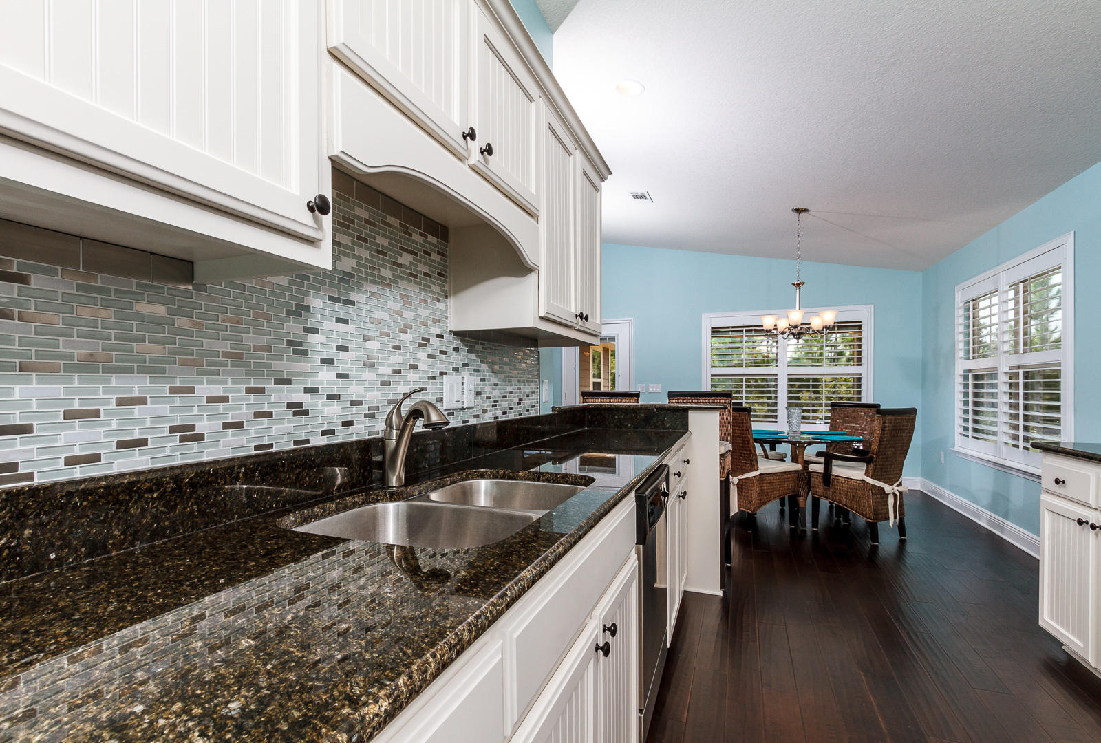 EAGLE BAY - Residential