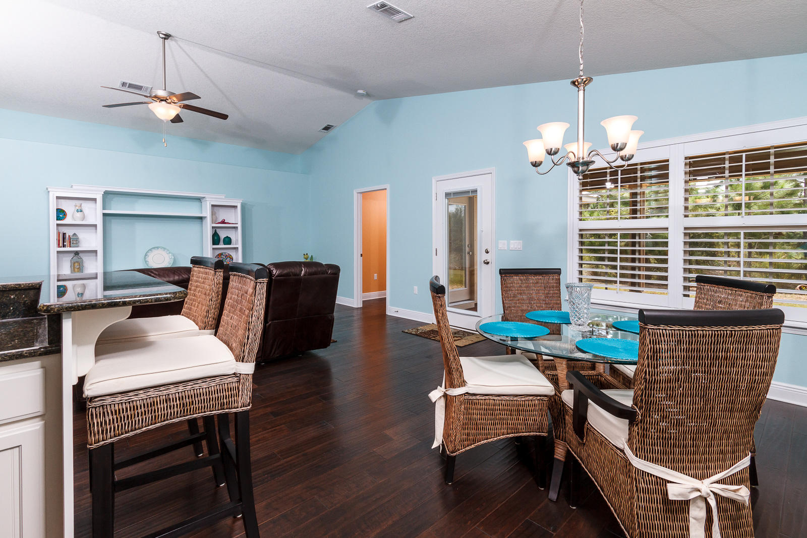 EAGLE BAY - Residential