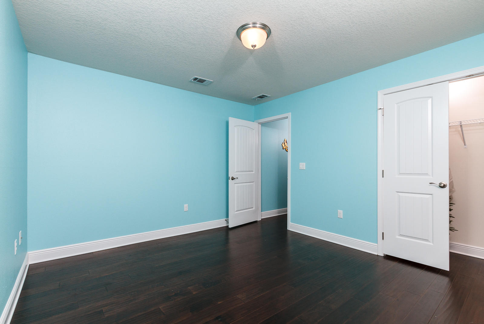 EAGLE BAY - Residential