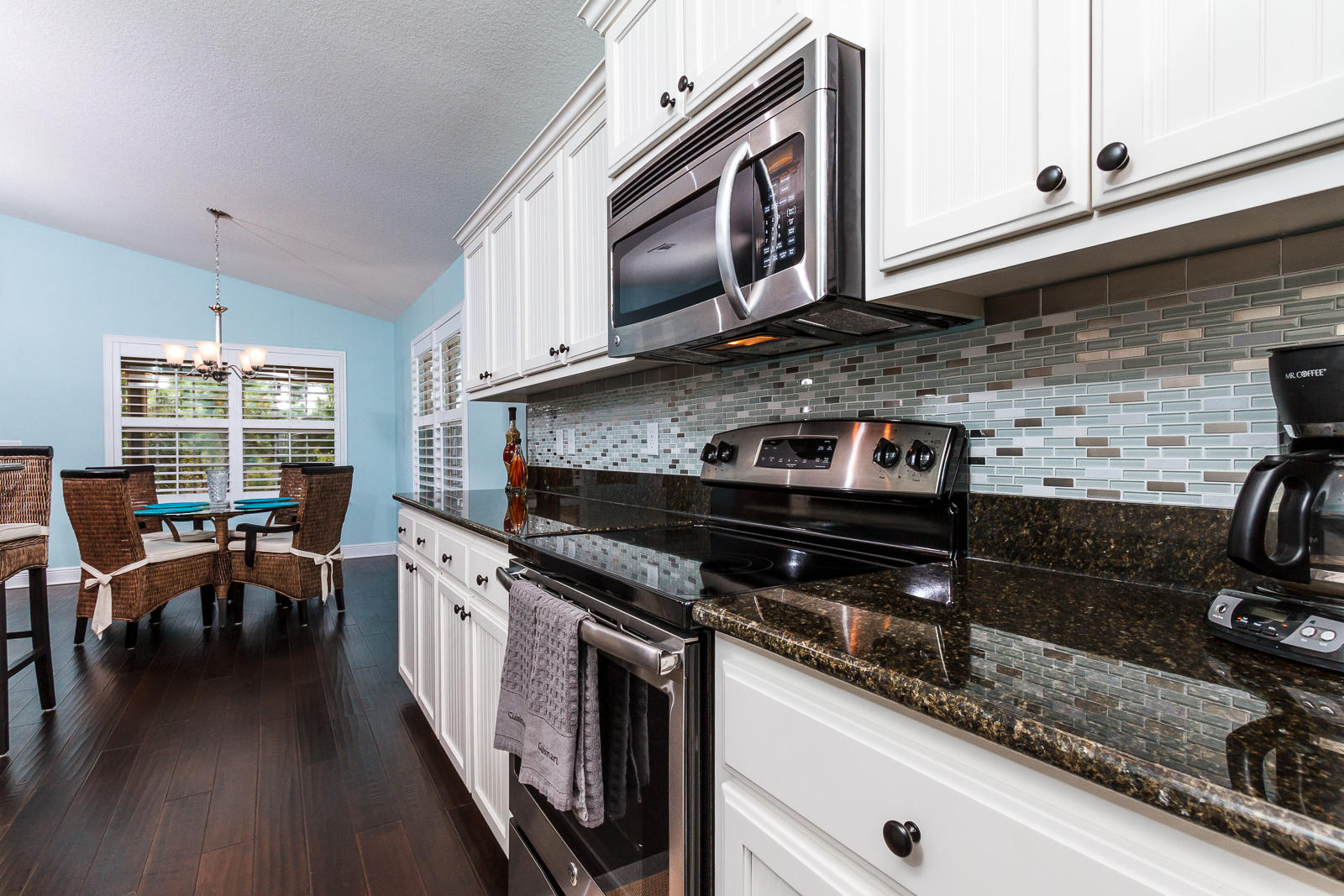 EAGLE BAY - Residential