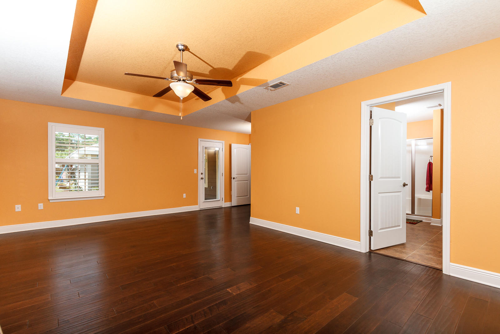 EAGLE BAY - Residential