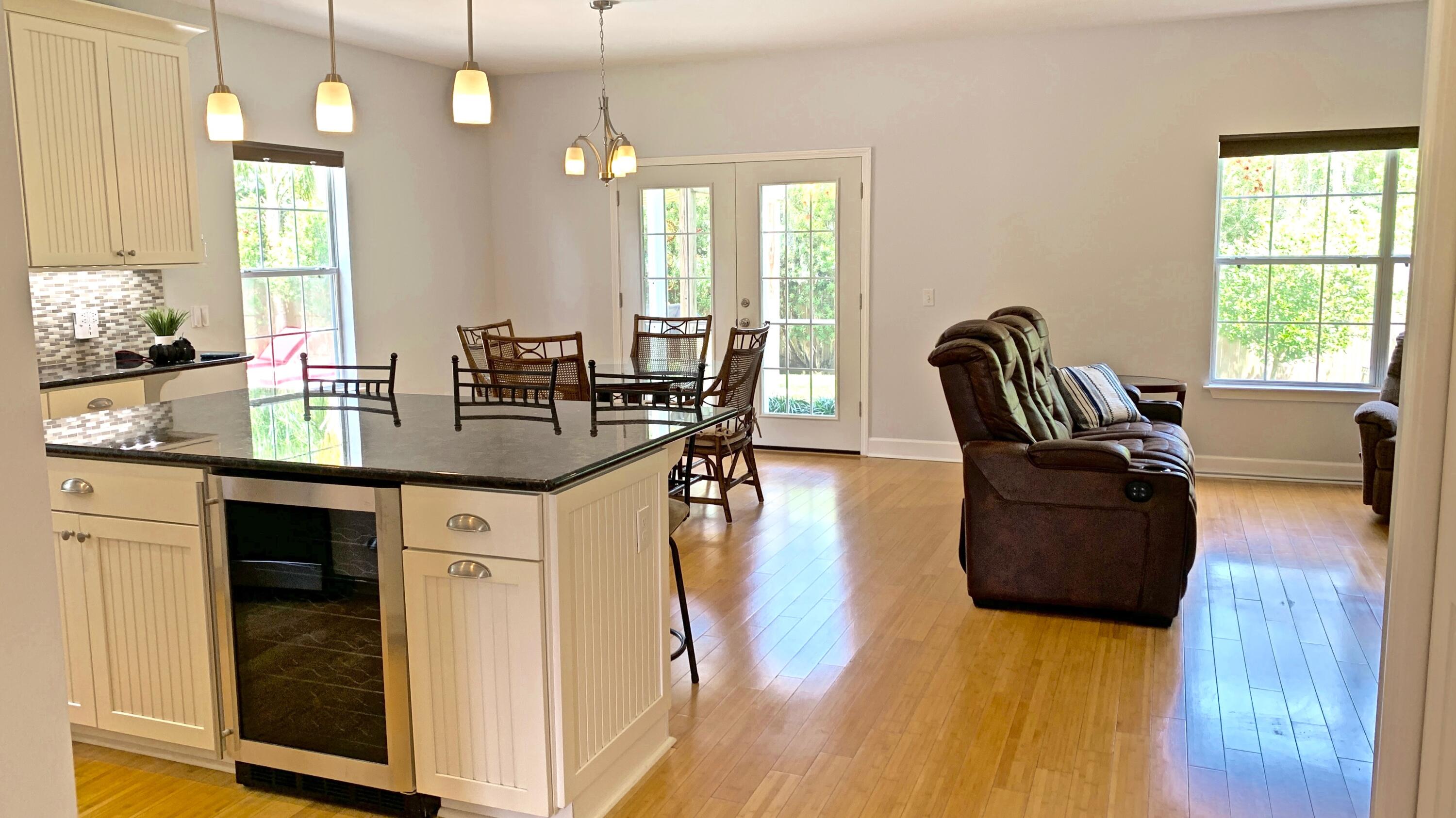 HOLIDAY SHORES ESTATES 3RD ADDN - Residential