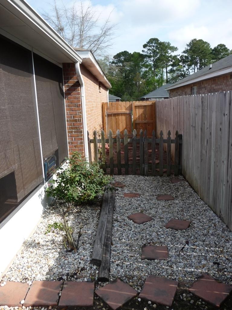 SHADOW OAK S/D - Residential