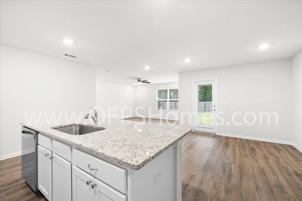 PATRIOT RIDGE - Residential Lease