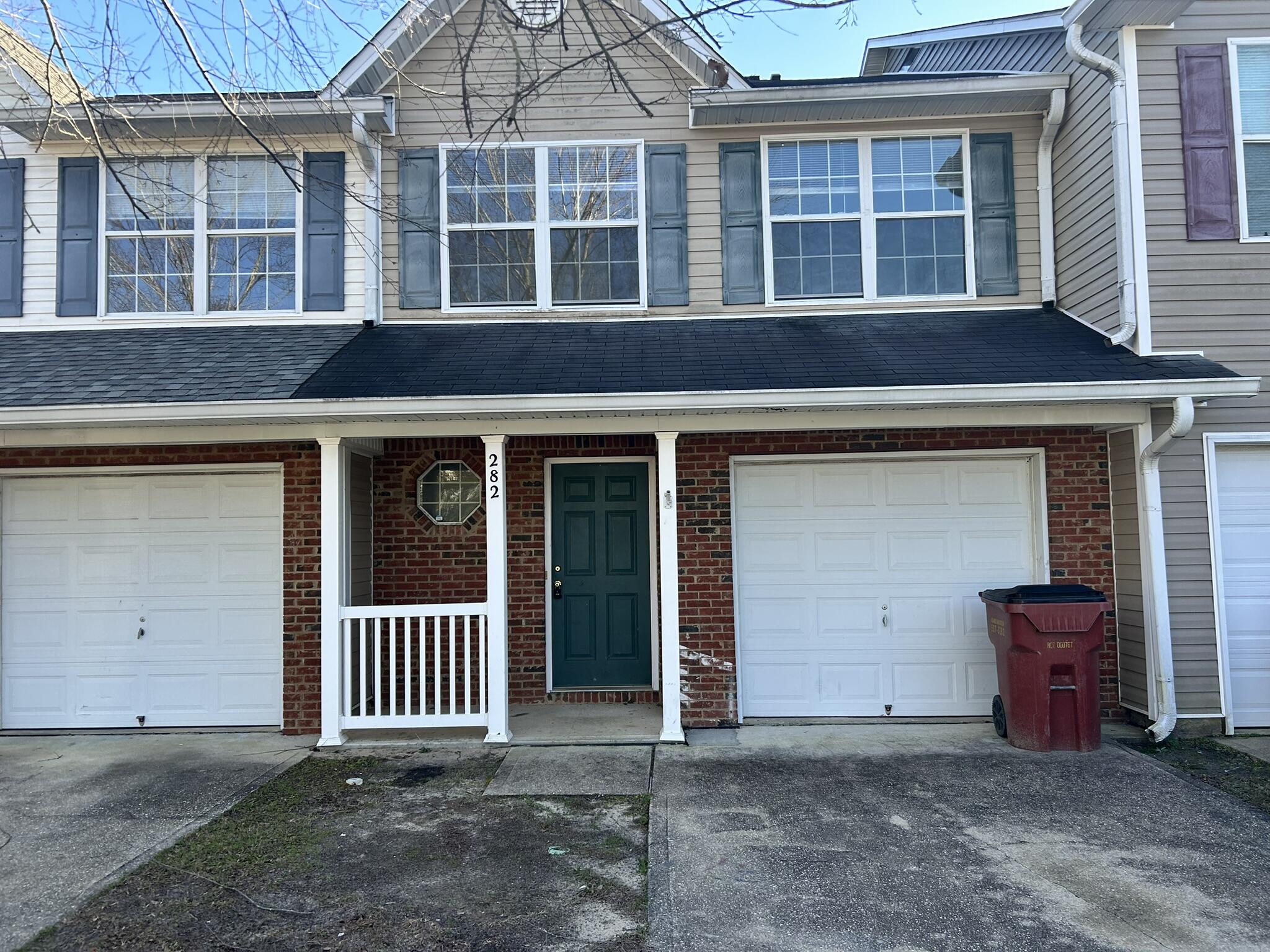 ROLLING PINES - Residential Lease