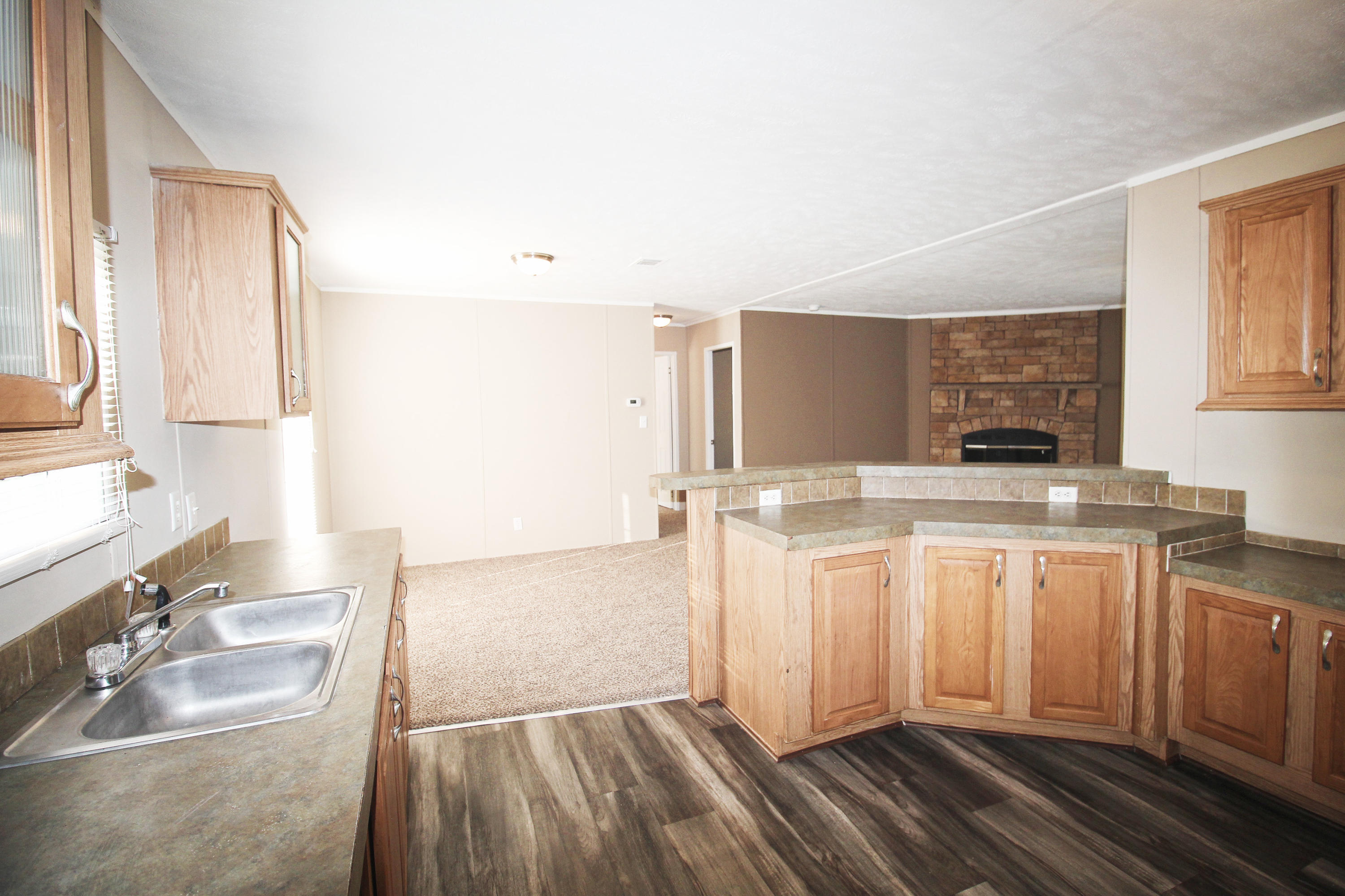 OAKWOOD LAKES ESTATES - Residential