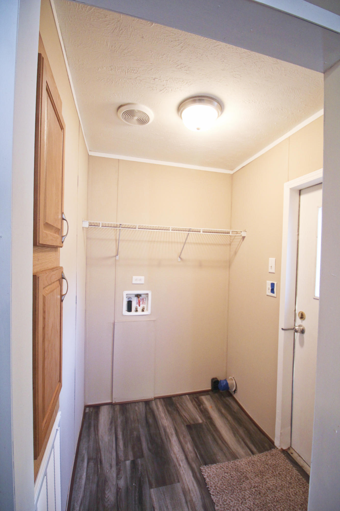 OAKWOOD LAKES ESTATES - Residential