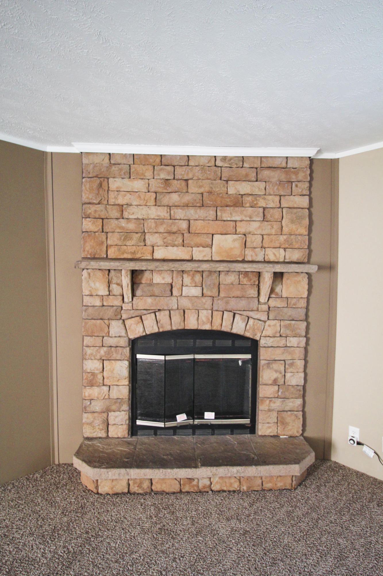 OAKWOOD LAKES ESTATES - Residential