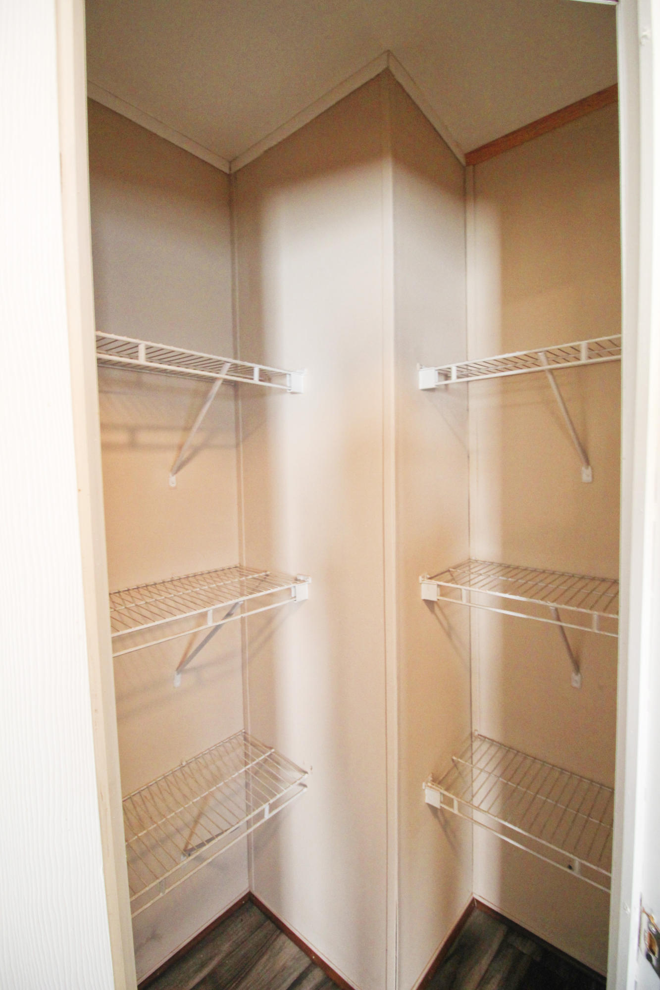 OAKWOOD LAKES ESTATES - Residential