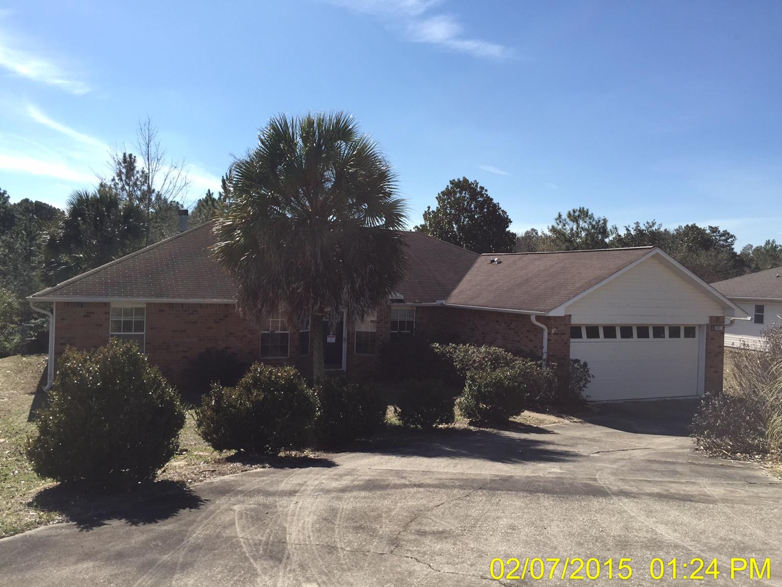 Beautiful 3 Bed, 2 Bath home situated in the community of Countryview Estates. This single story home of just over 1,800 sq.ft. is a great starter home for a family. Don't miss out on this opportunity!