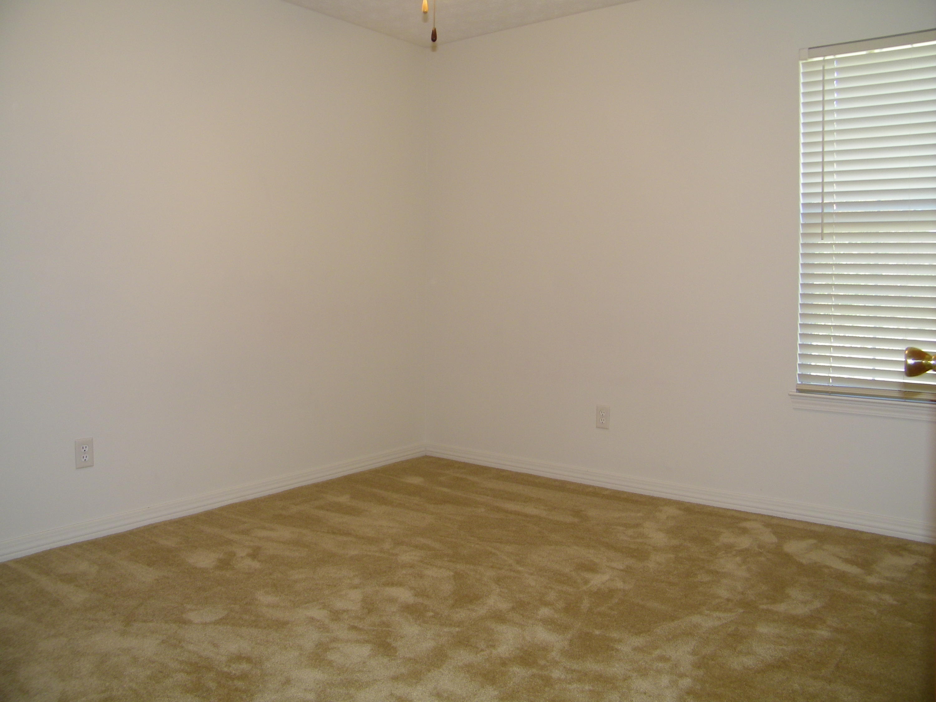 FOREST OAKS PH 3 - Residential Lease