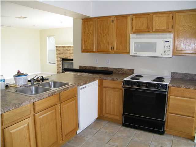WATERWAY CONDO - Residential Lease