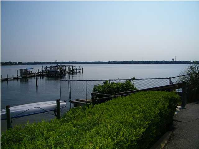 WATERWAY CONDO - Residential Lease