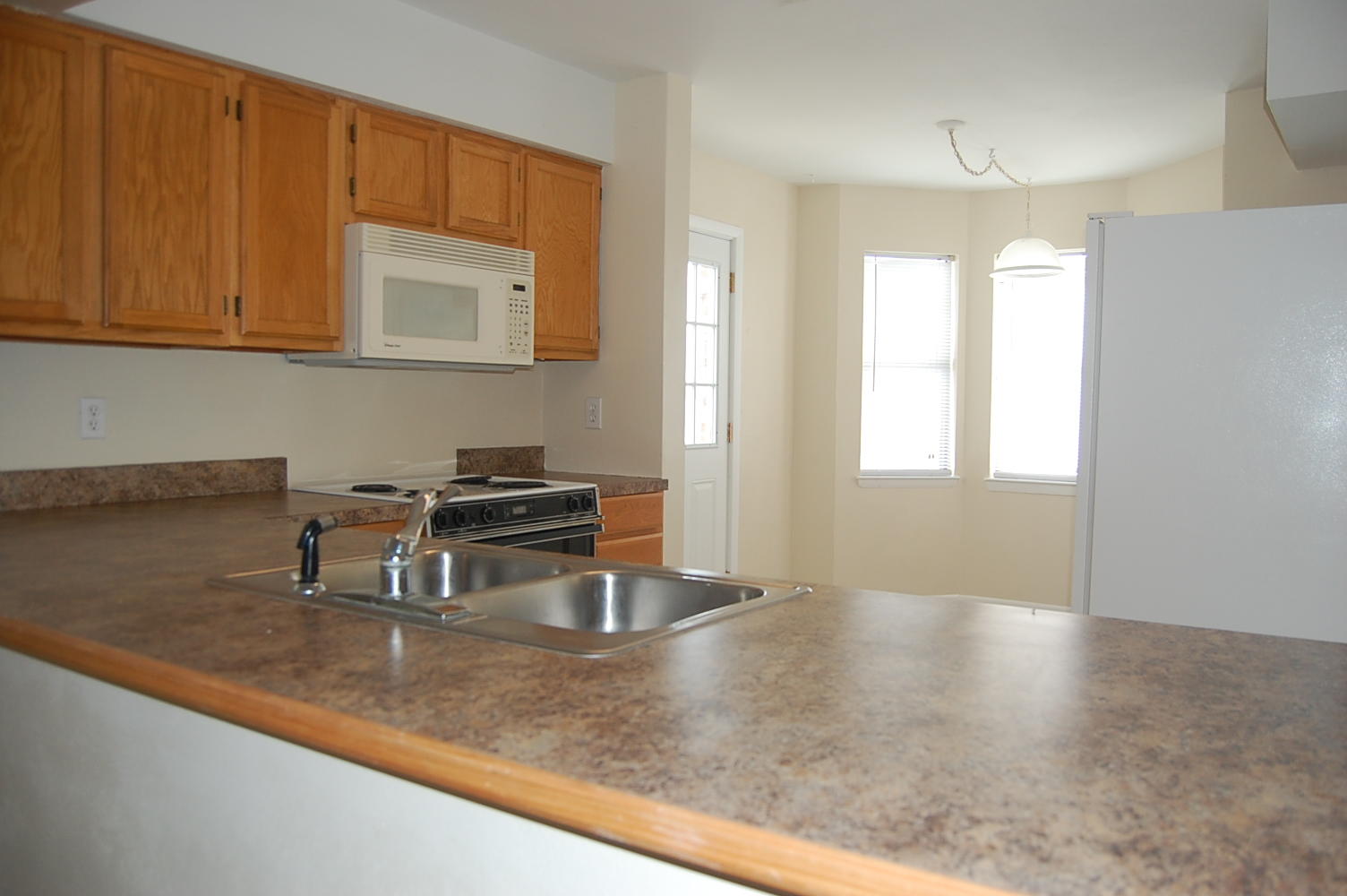 WATERWAY CONDO - Residential Lease