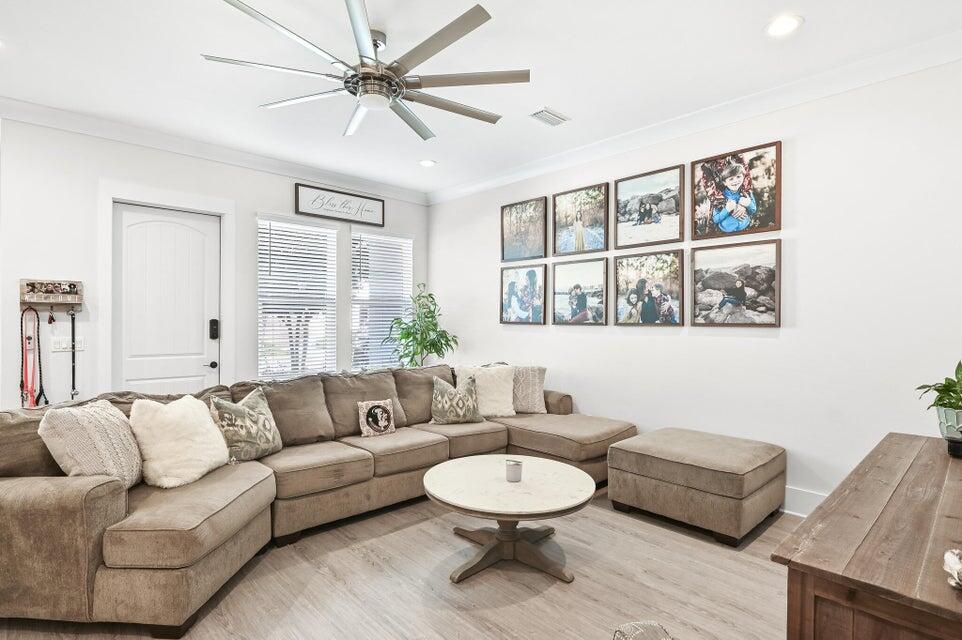 Destin Oaks - Residential Lease