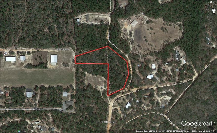 Land at the end of the Yellow River Airpark. Power is available. Bring your horses and your house plans today!