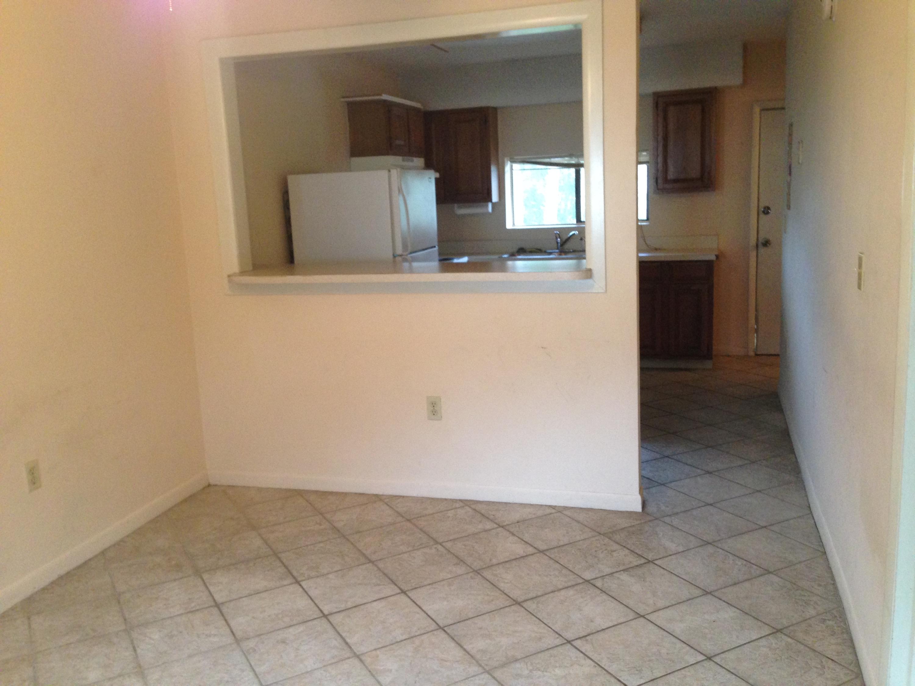 PORT DIXIE LOTS 3 TO 5 INC BLK 49 1102-1426 AND S1/2 OF ALLEY N AND ADJACENT THEREOF AND N 20FT OF V - Residential Lease