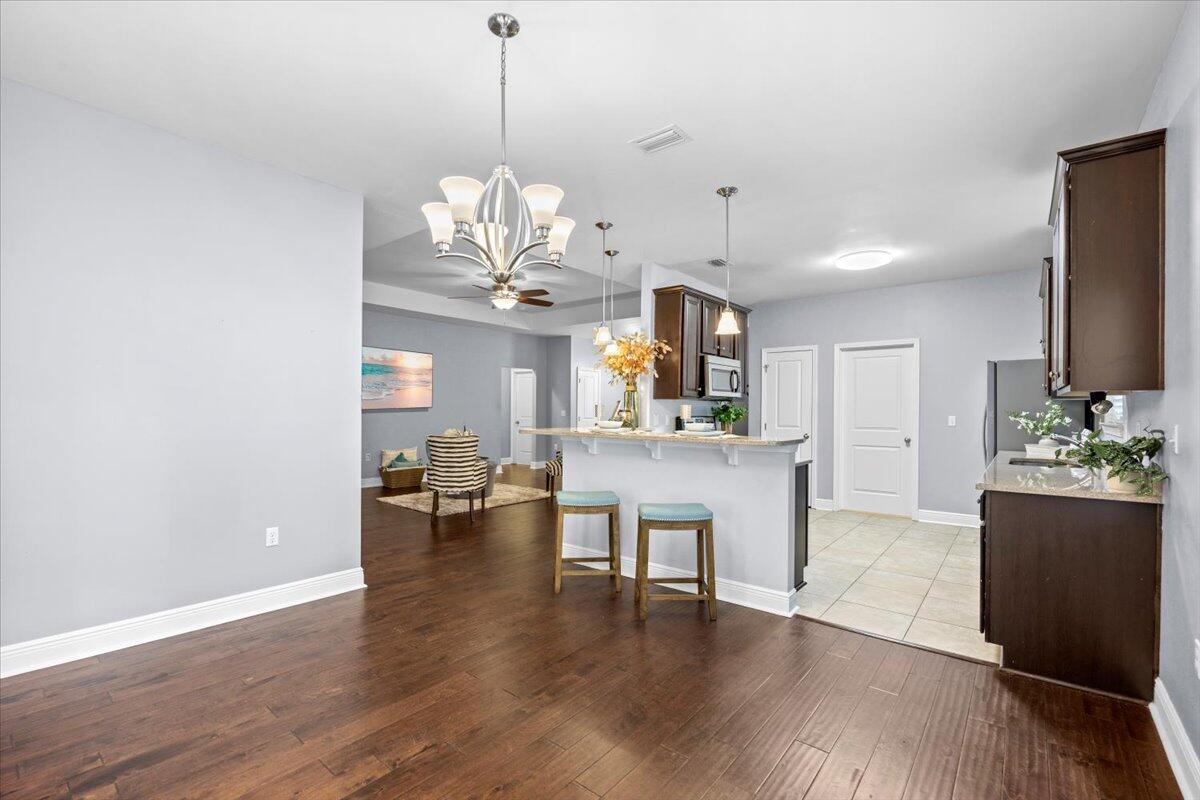CRESCENT SHORES - Residential