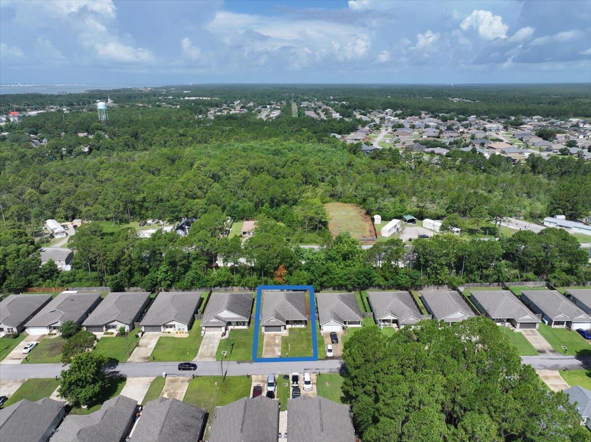 CRESCENT SHORES - Residential