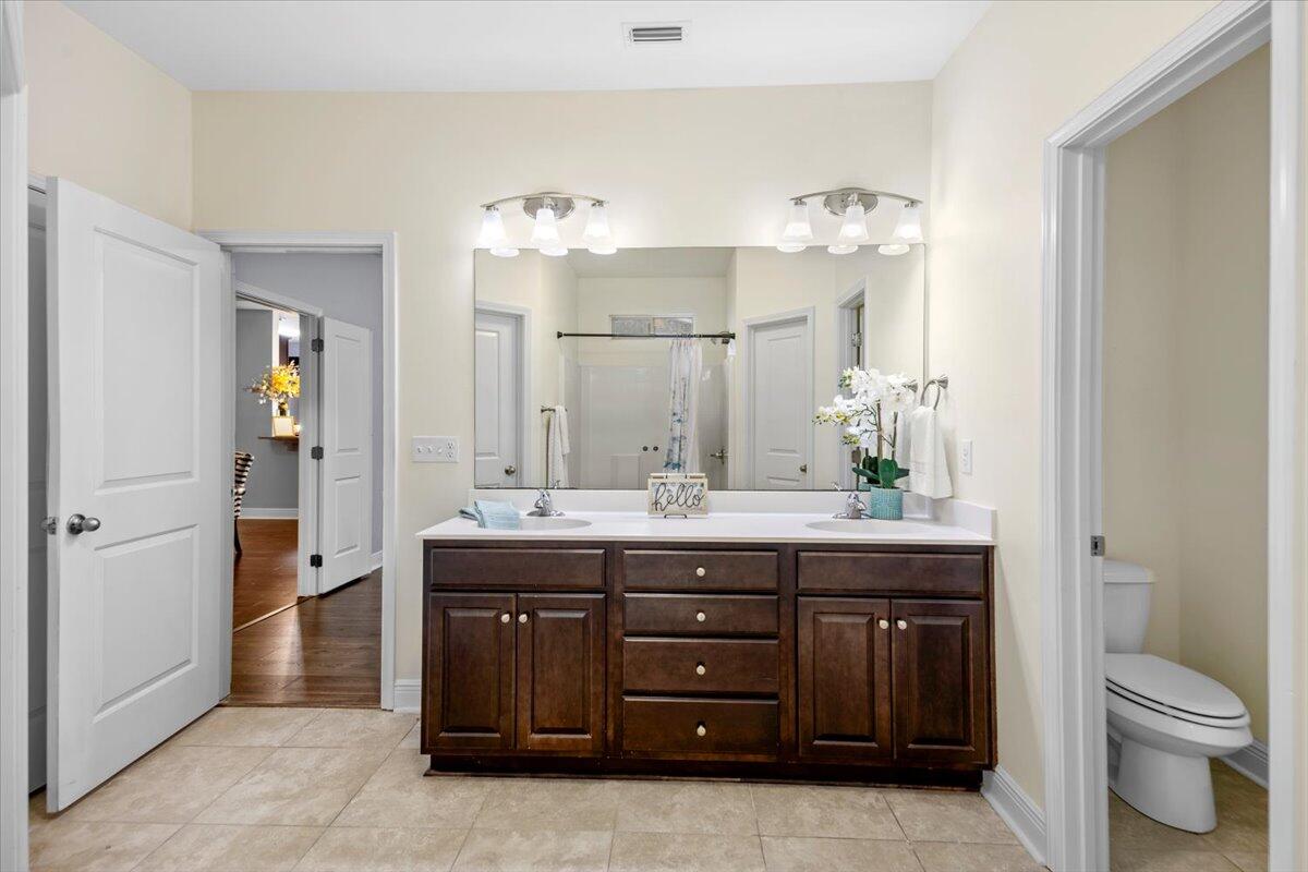CRESCENT SHORES - Residential