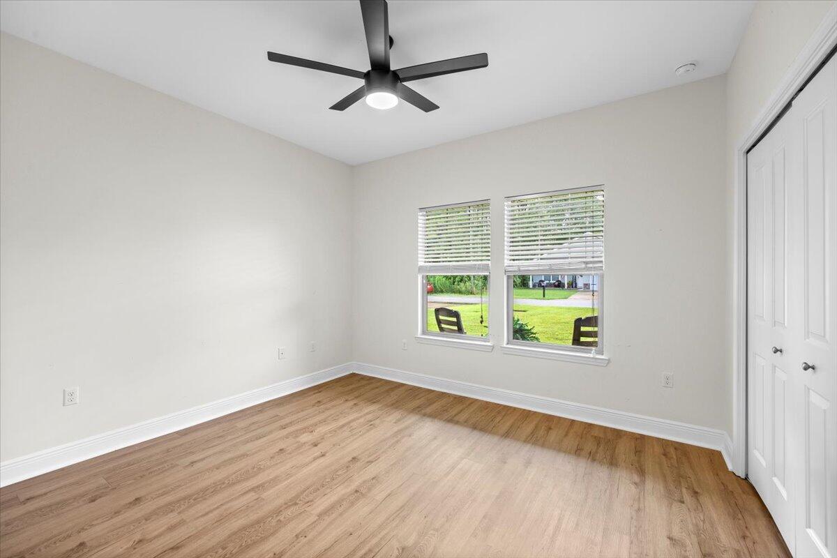 CRESCENT SHORES - Residential