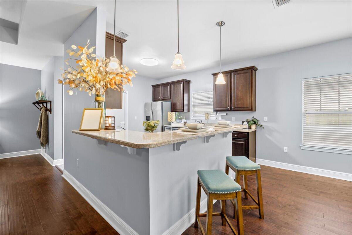 CRESCENT SHORES - Residential