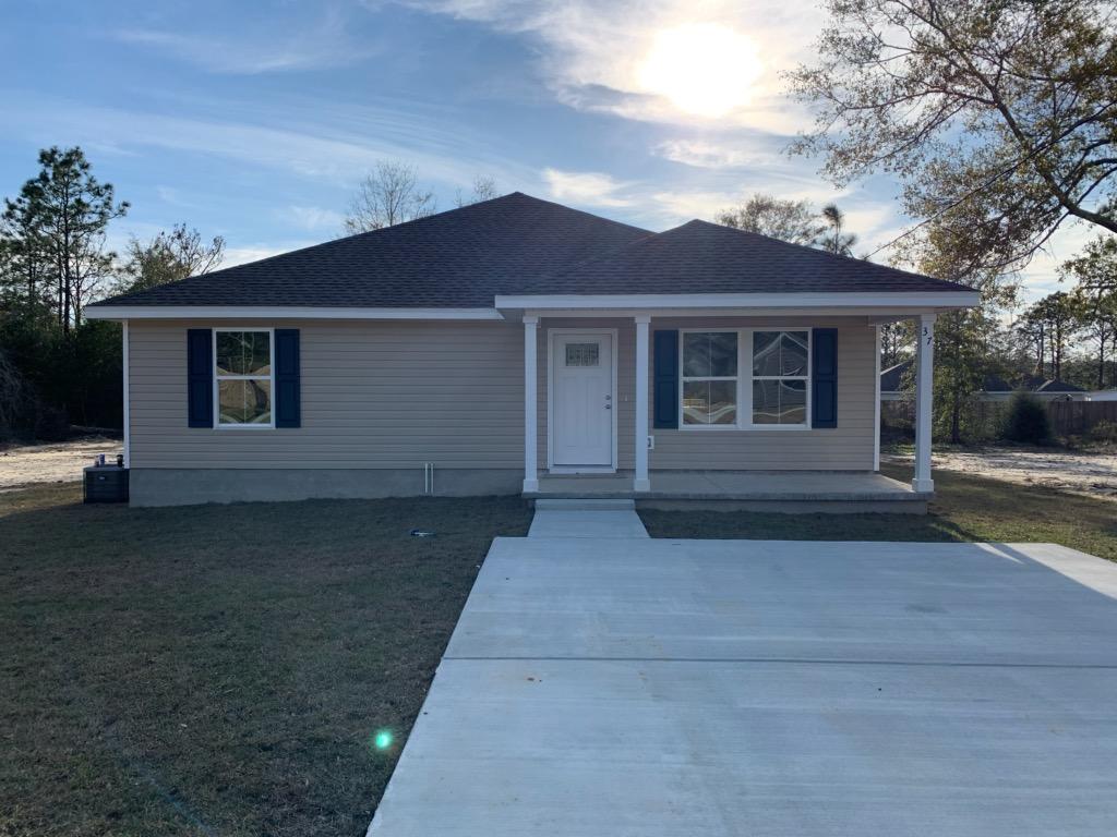 OAKWOOD LAKES ESTATES - Residential