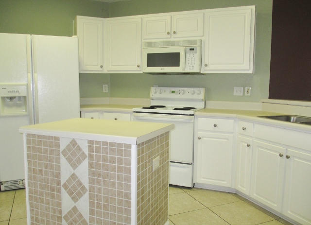 CHEROKEE BEND S/D PH 2 - Residential Lease