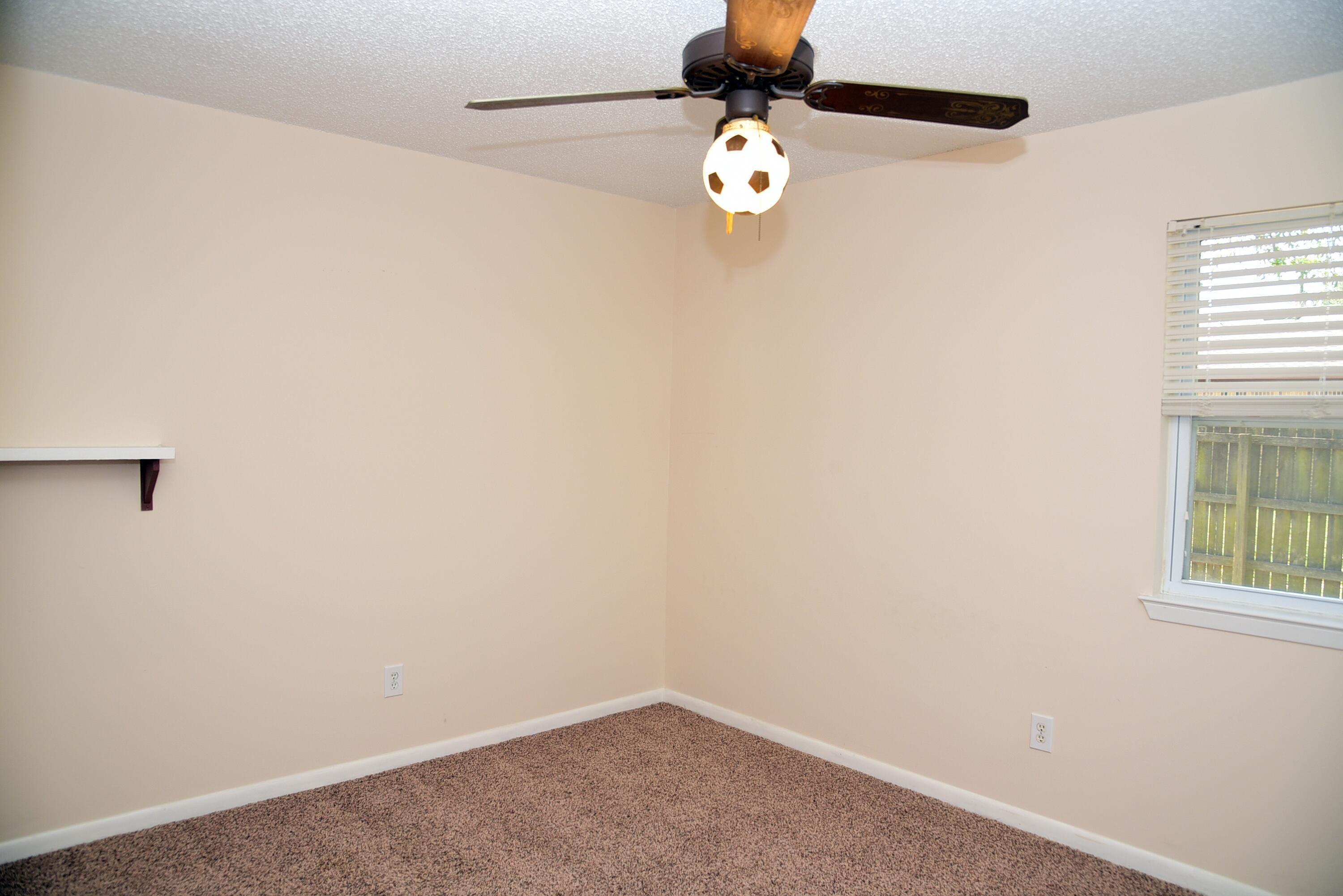 PORT DIXIE - Residential Lease