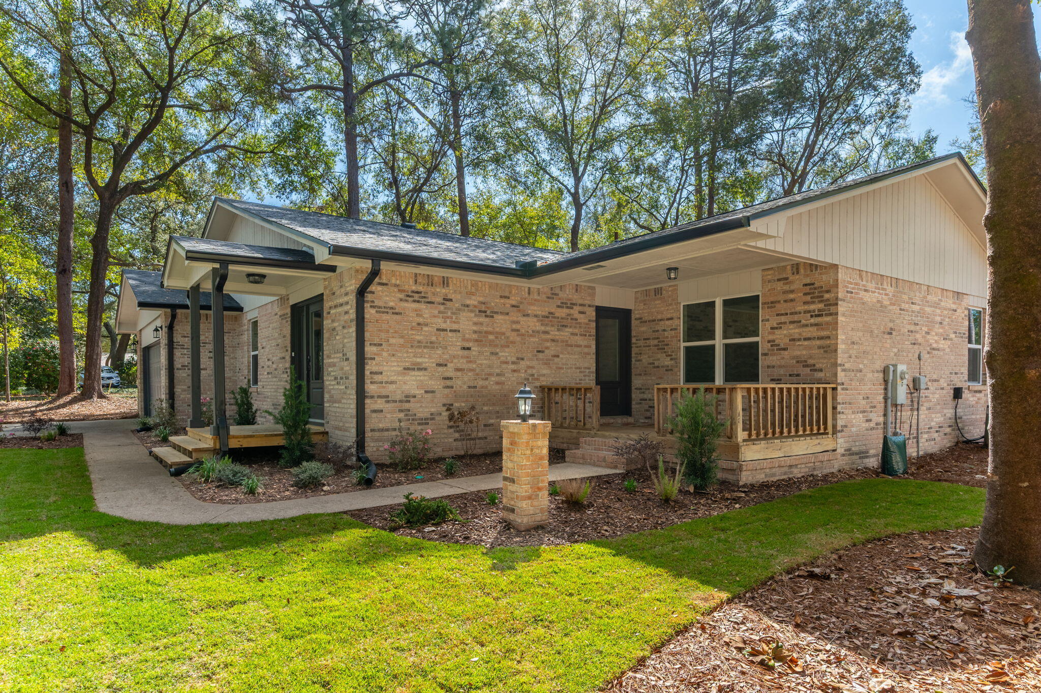 Rocky Bayou Estates - Residential